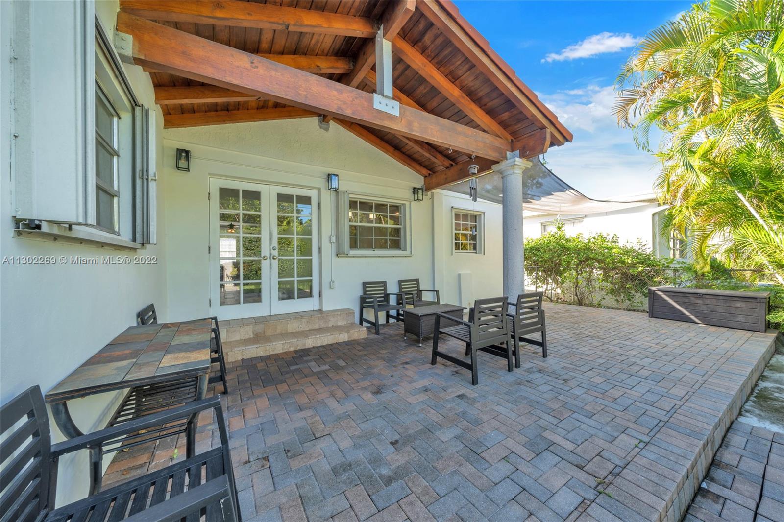 2753 SW 19th Ter