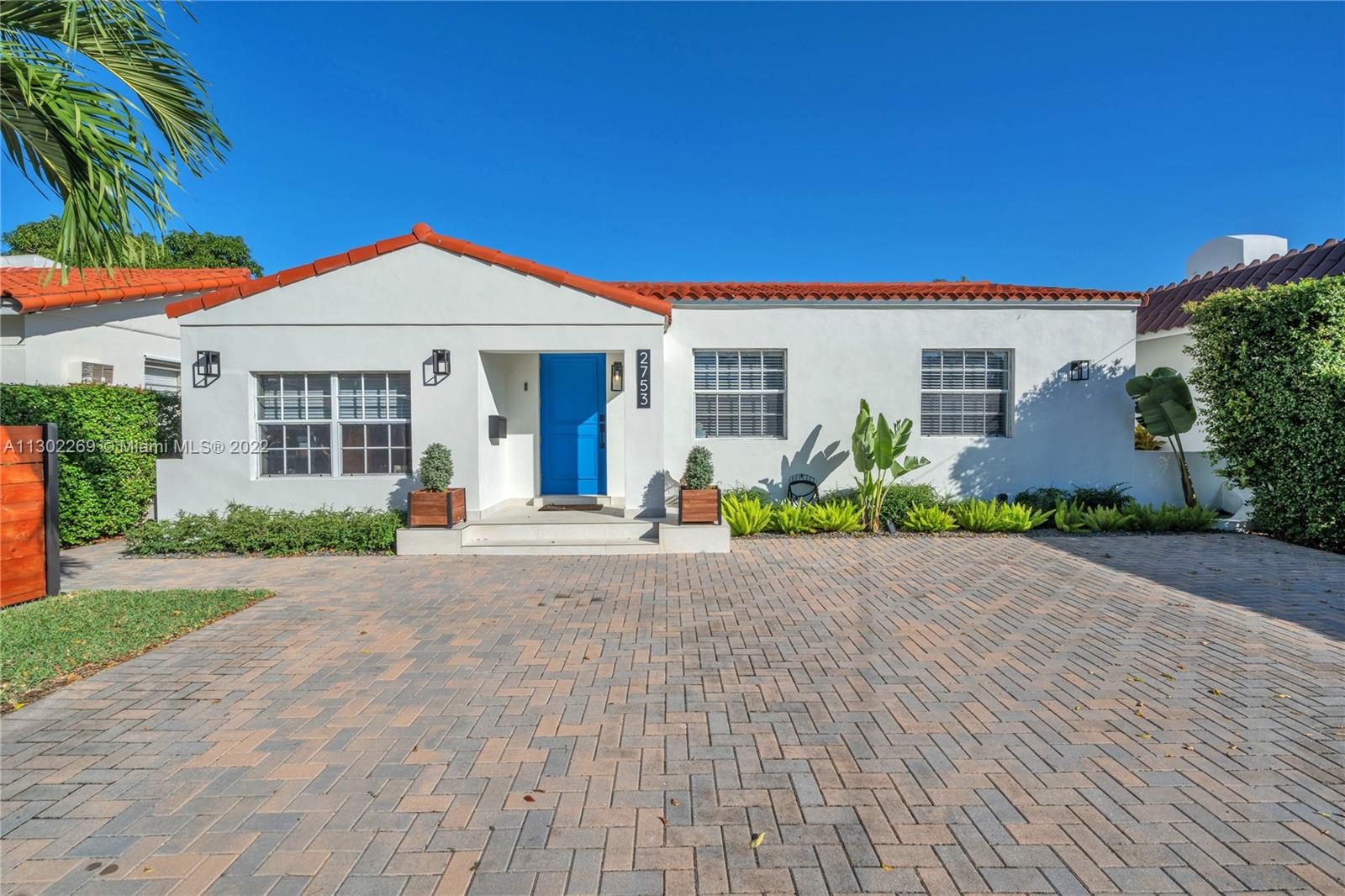 2753 SW 19th Ter