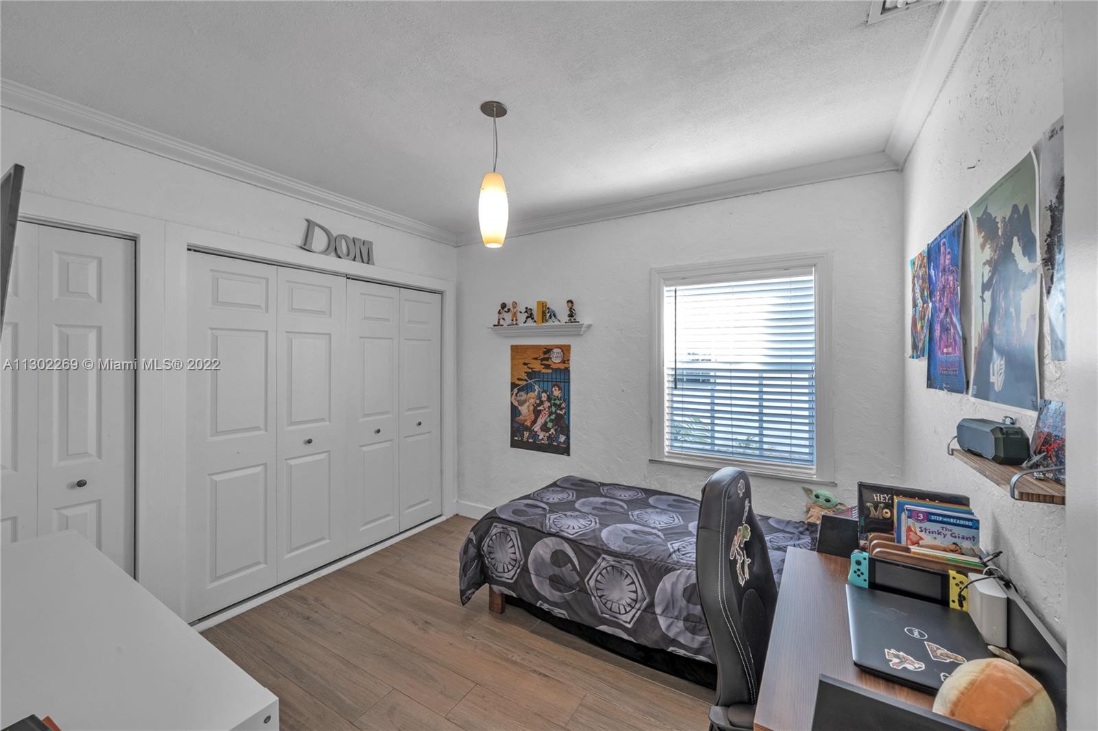 2753 SW 19th Ter