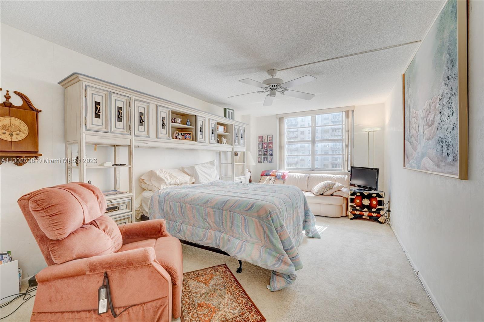 251 174th St Unit: 505