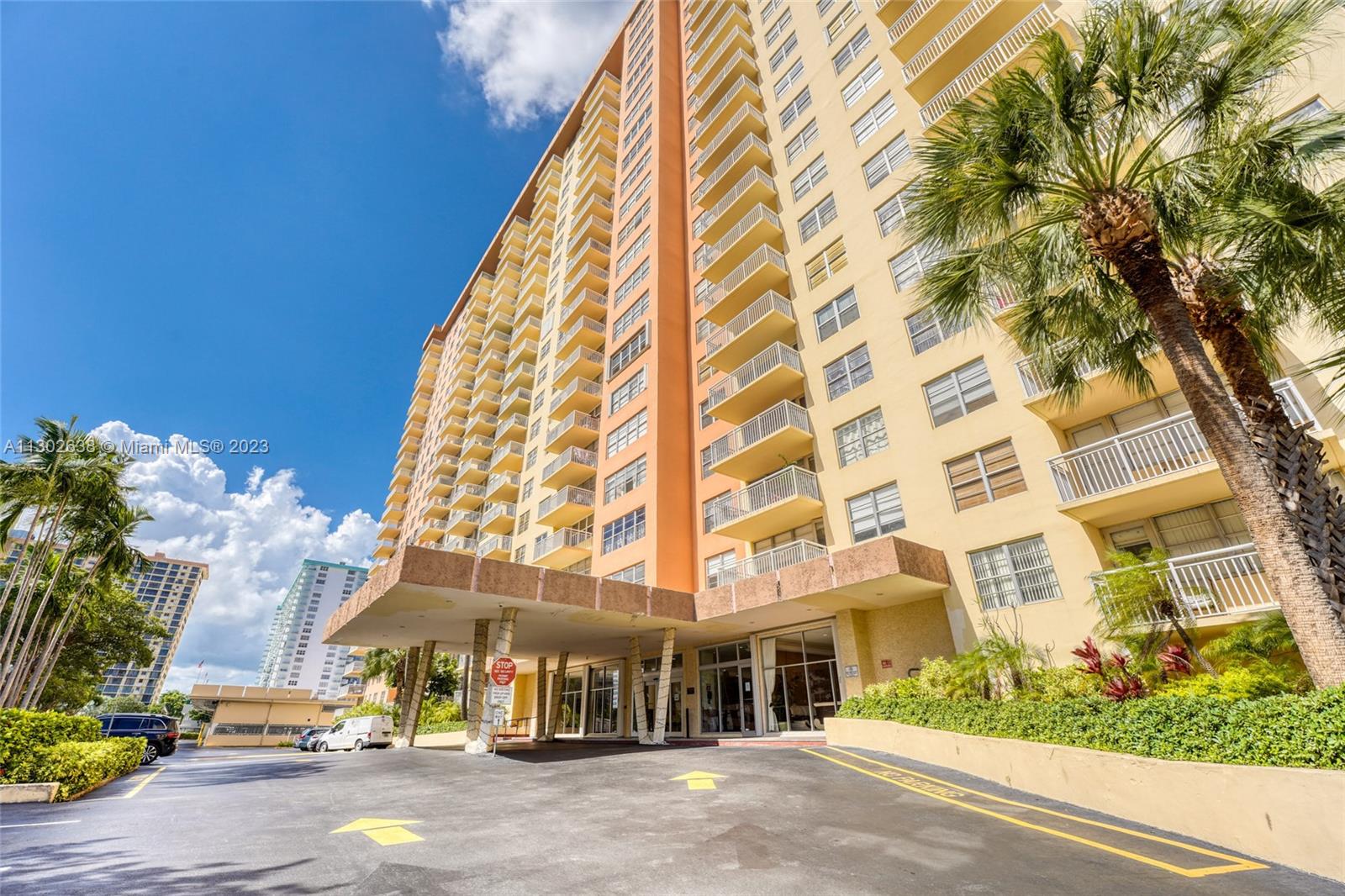 251 174th St Unit: 505