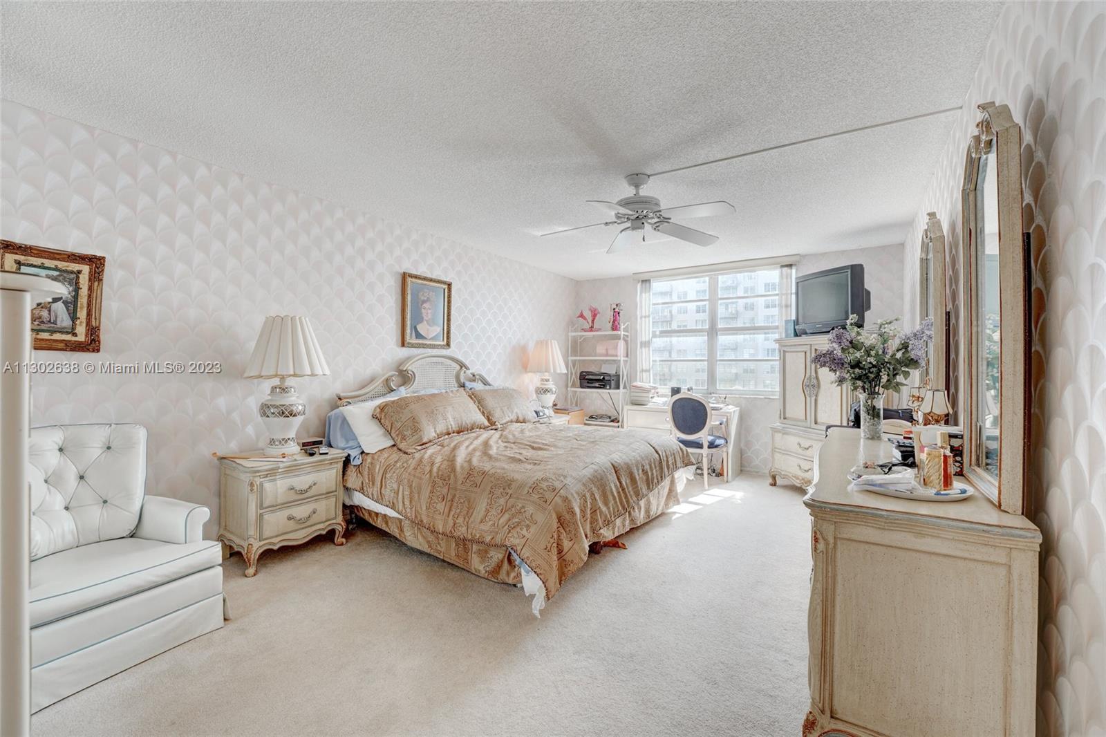 251 174th St Unit: 505