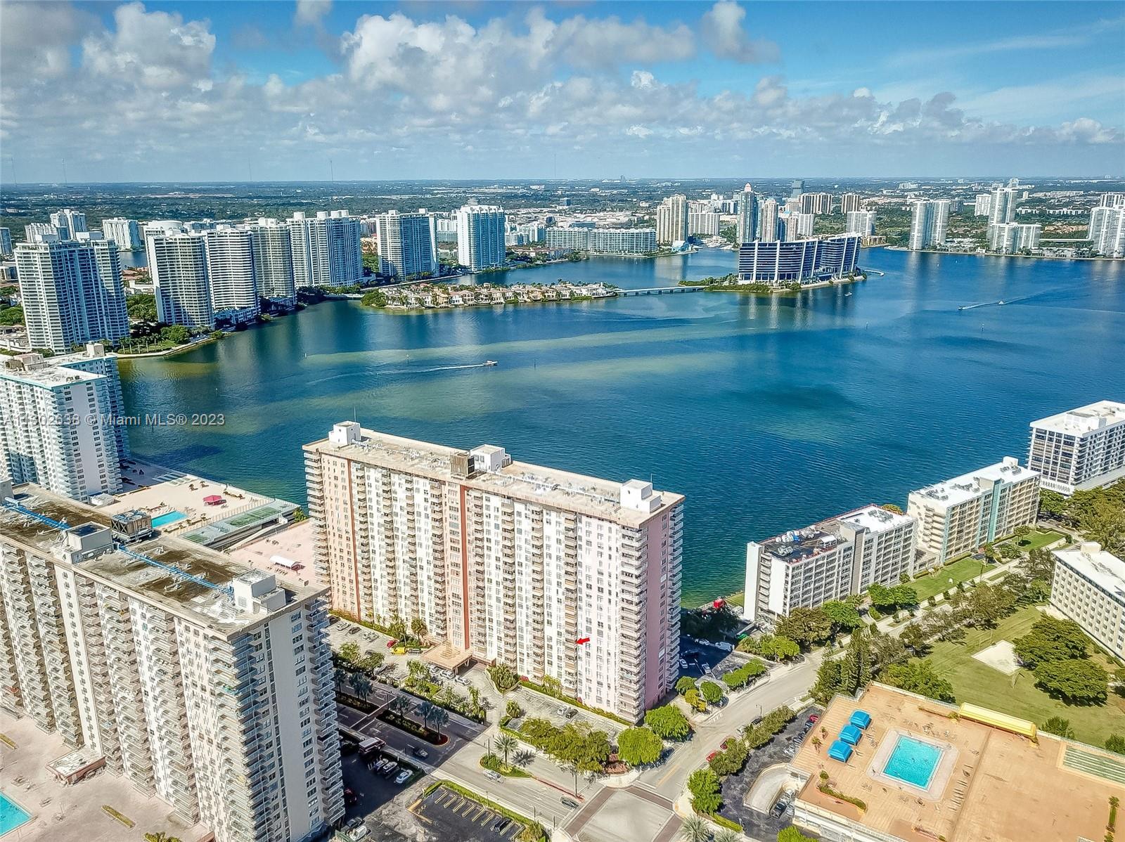 251 174th St Unit: 505