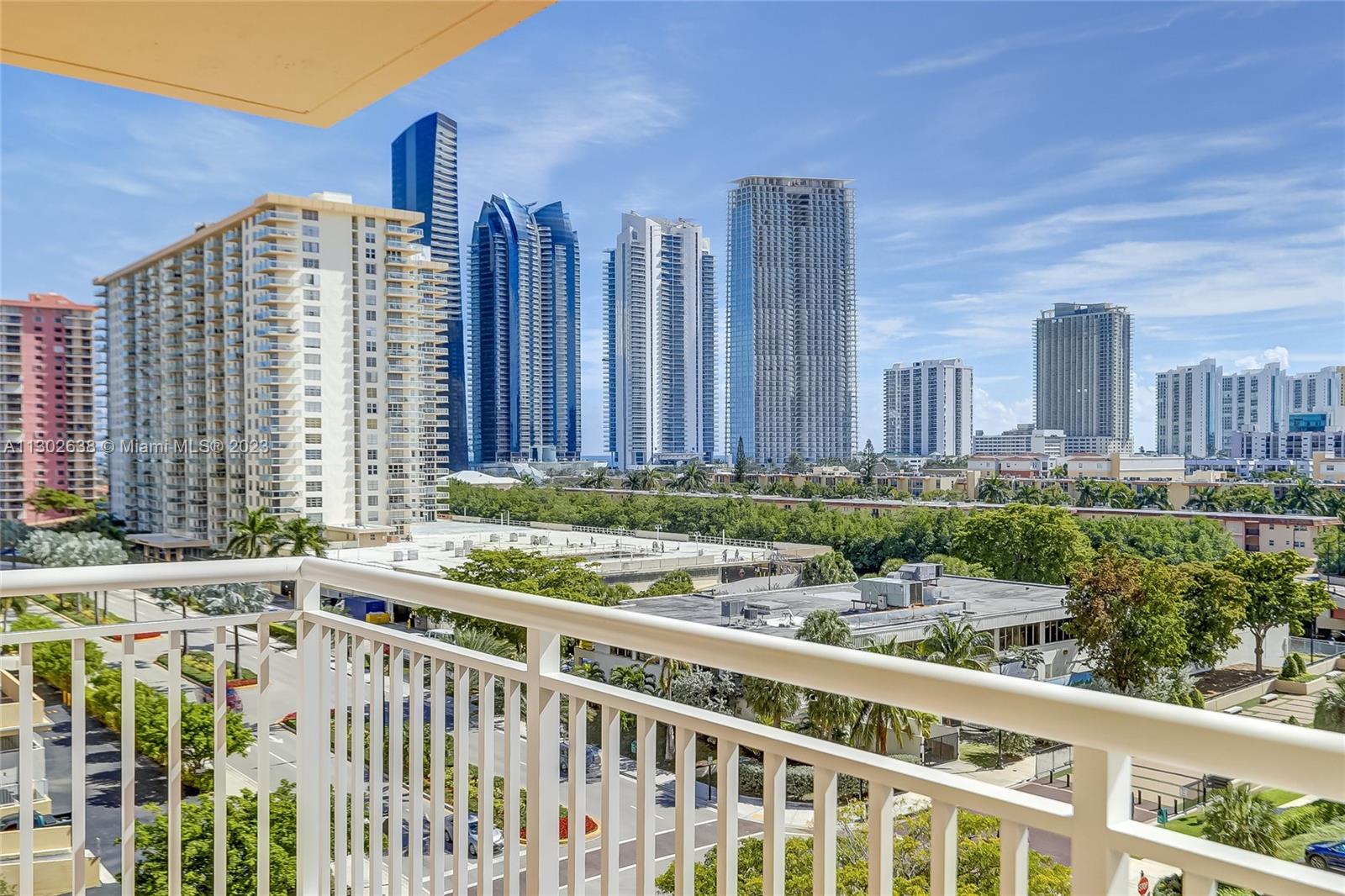 251 174th St Unit: 505