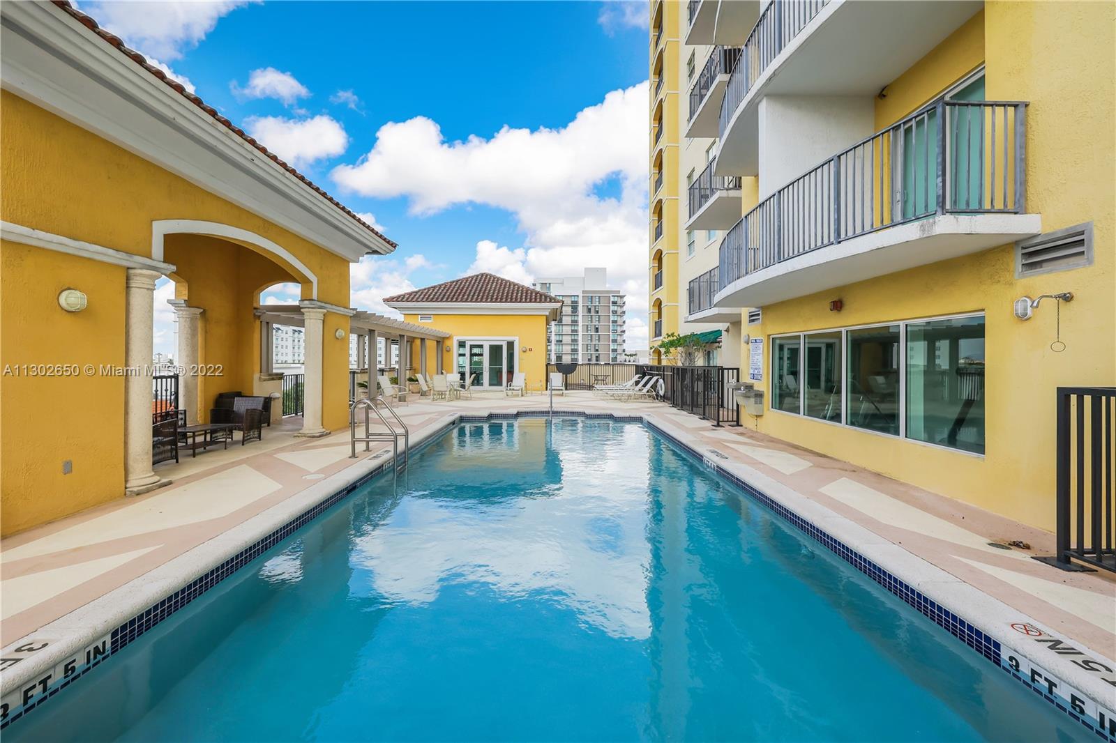 1627 SW 37th Ave Unit: 206