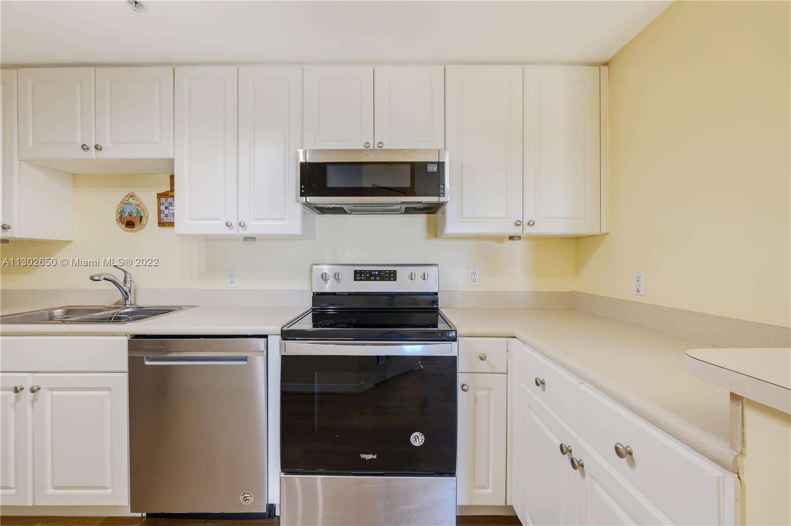 1627 SW 37th Ave Unit: 206