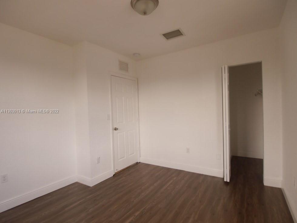 725 NW 70th St Unit: 1