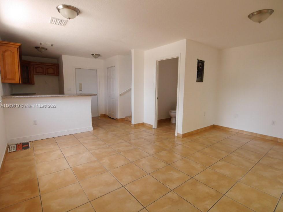 725 NW 70th St Unit: 1
