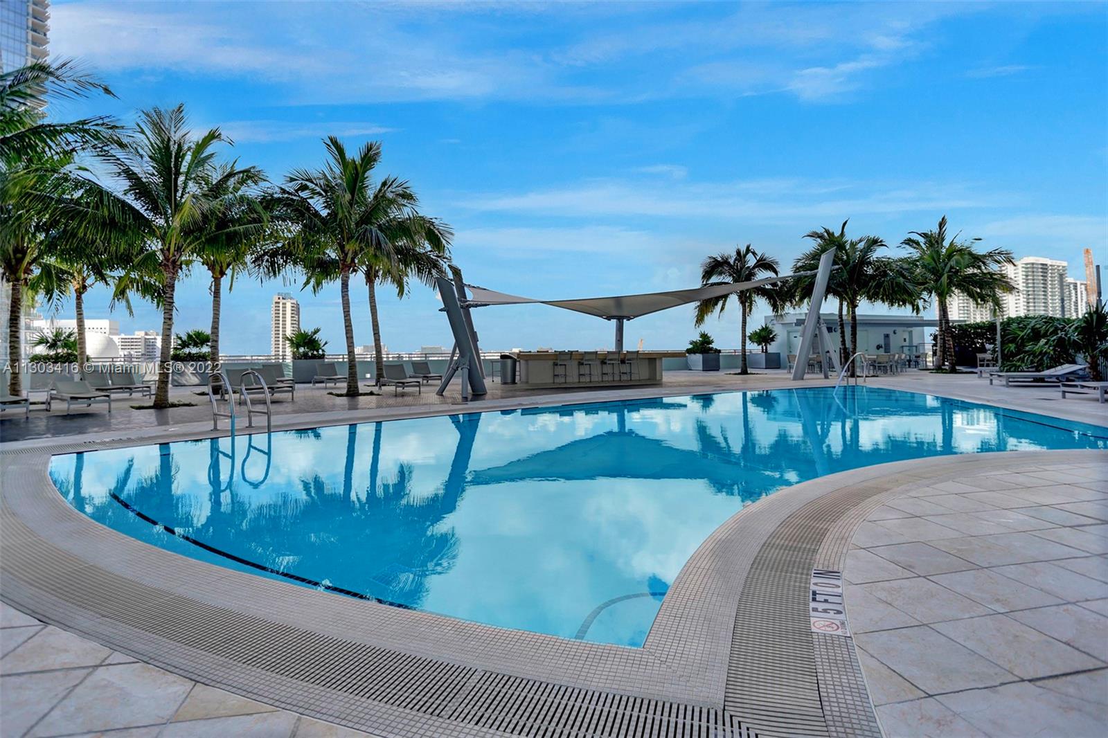 900 Biscayne Blvd Unit: 2004