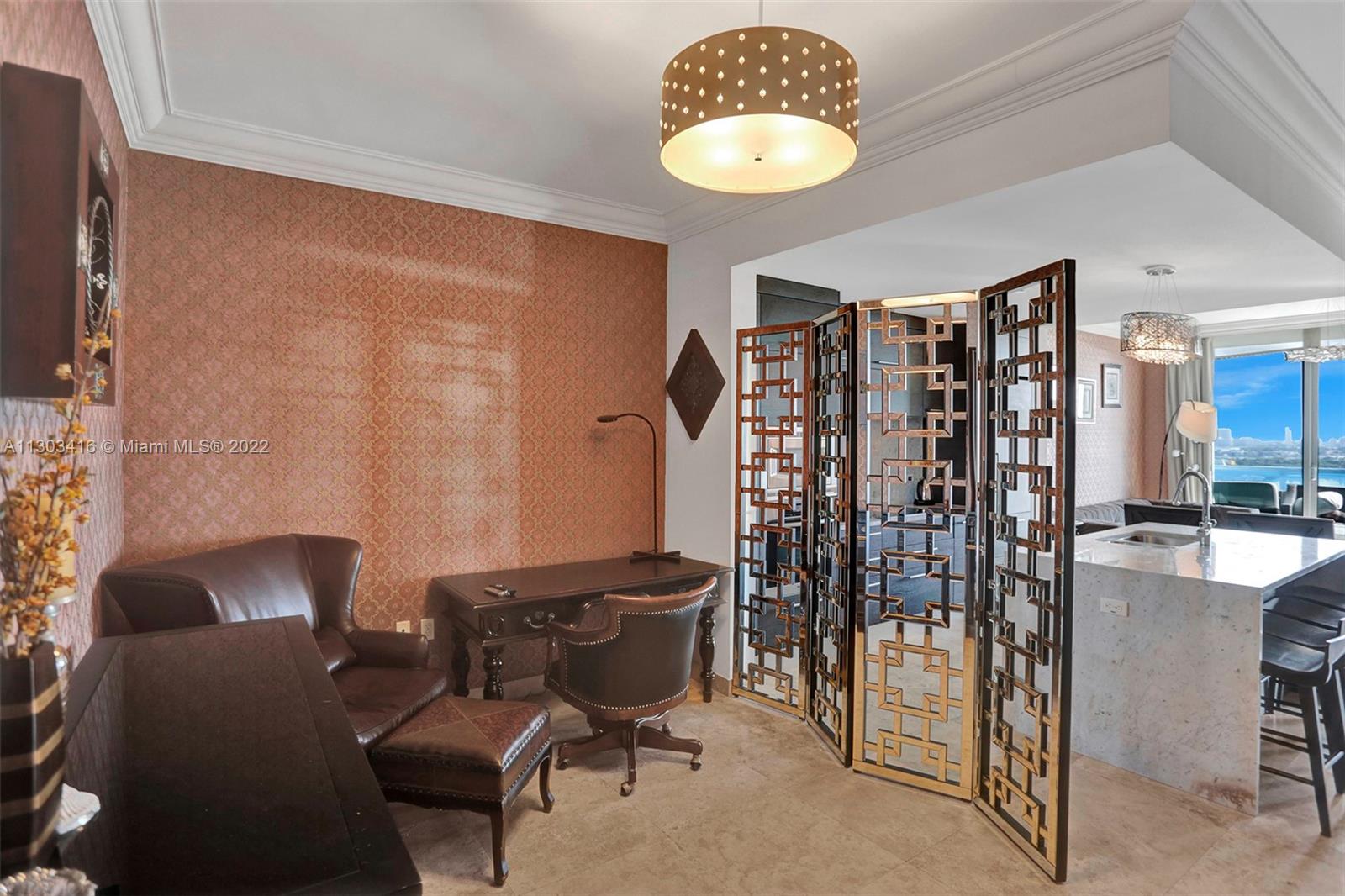 900 Biscayne Blvd Unit: 2004