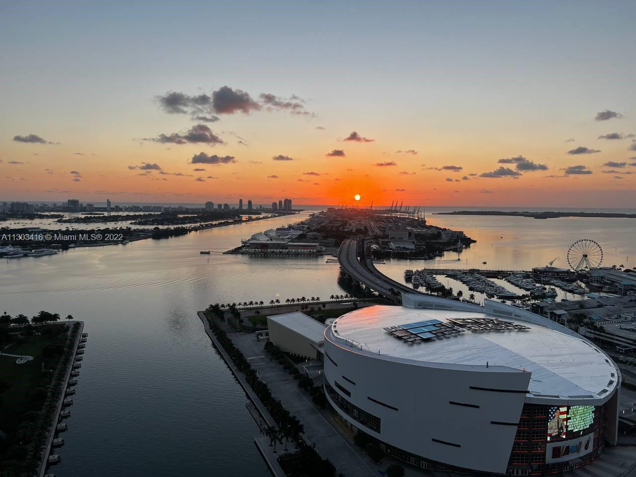 900 Biscayne Blvd Unit: 2004
