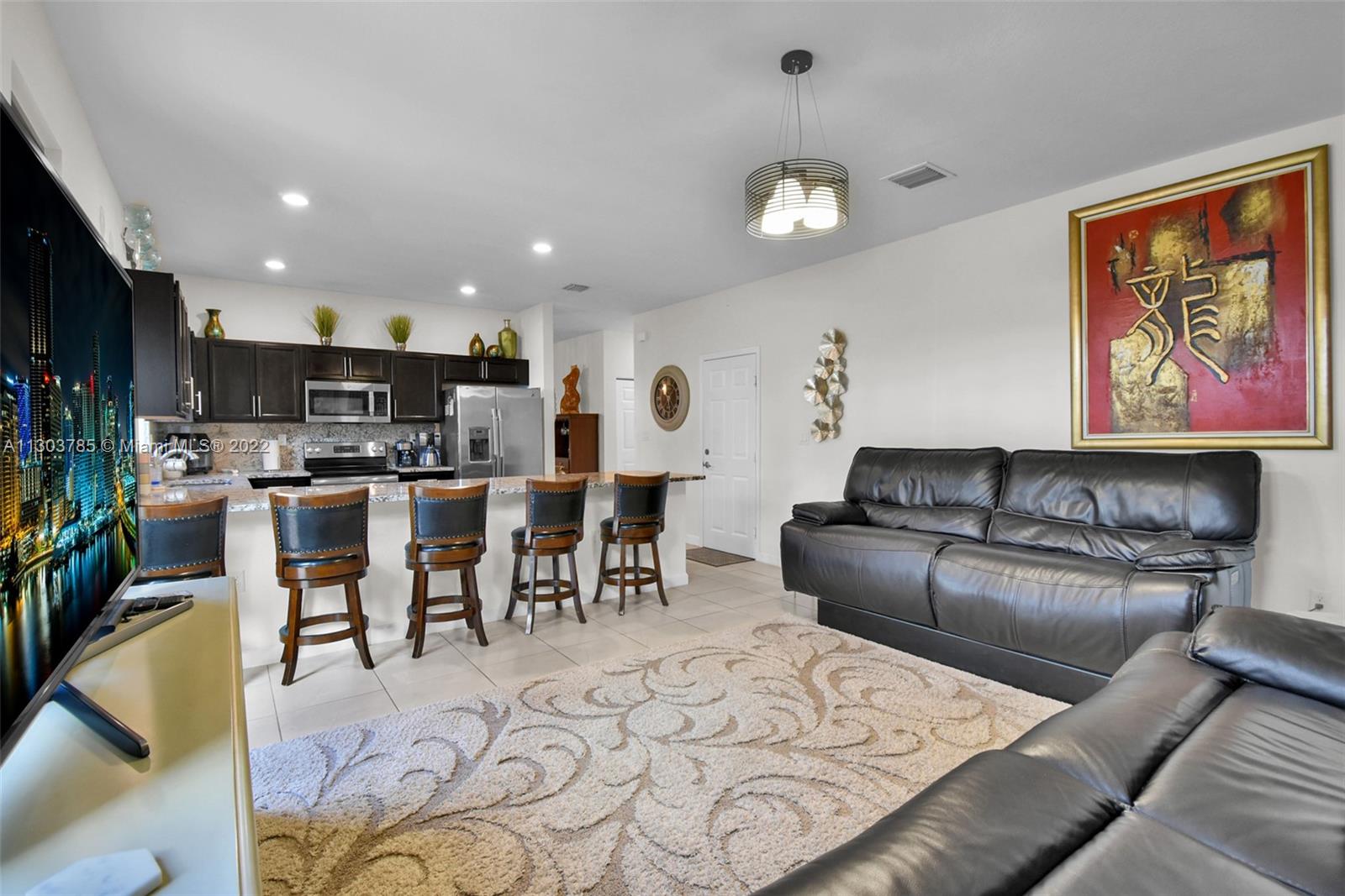 634 SE 37th Ave