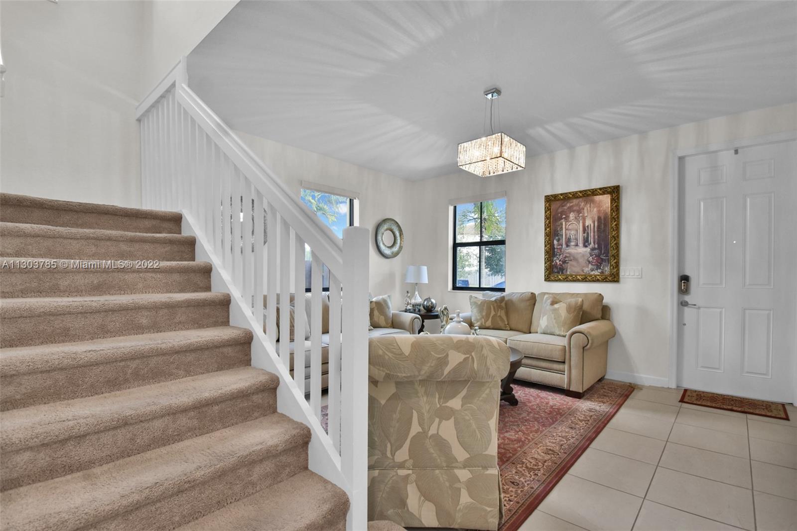 634 SE 37th Ave