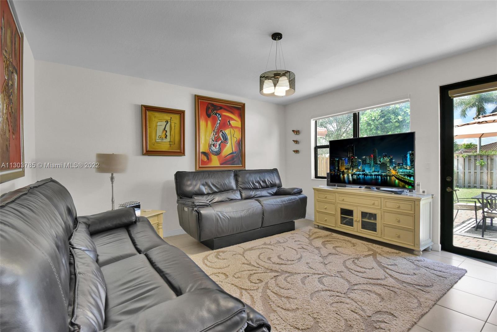 634 SE 37th Ave