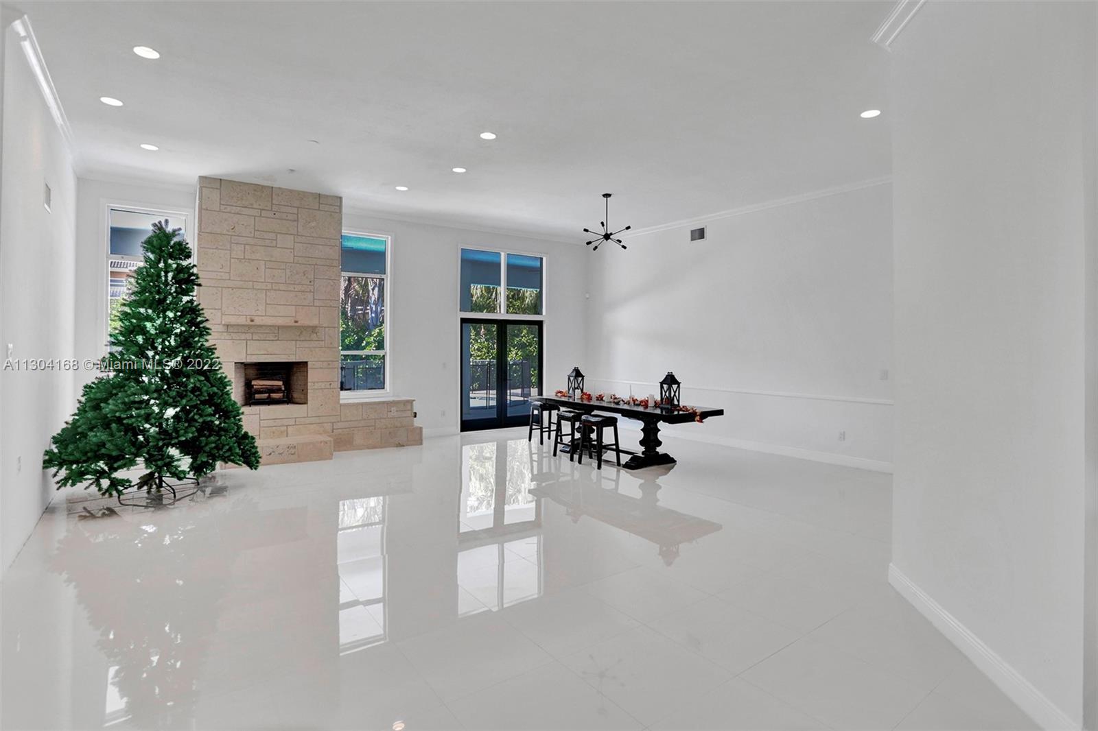 16220 SW 77th Ct