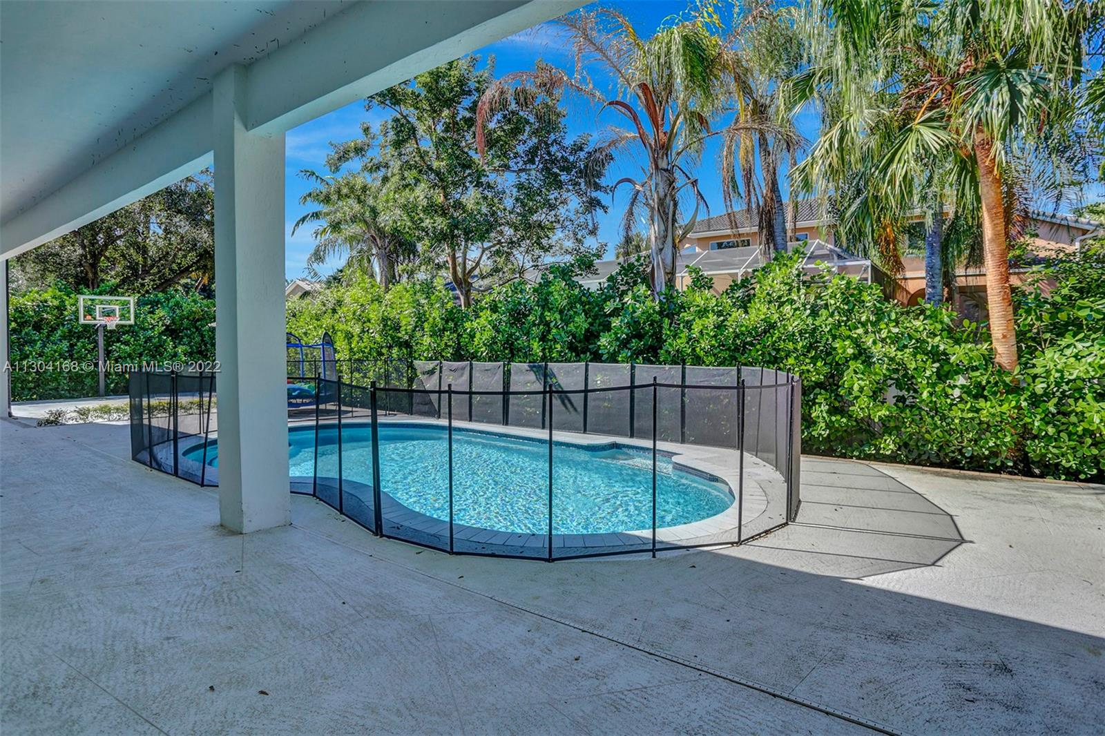 16220 SW 77th Ct