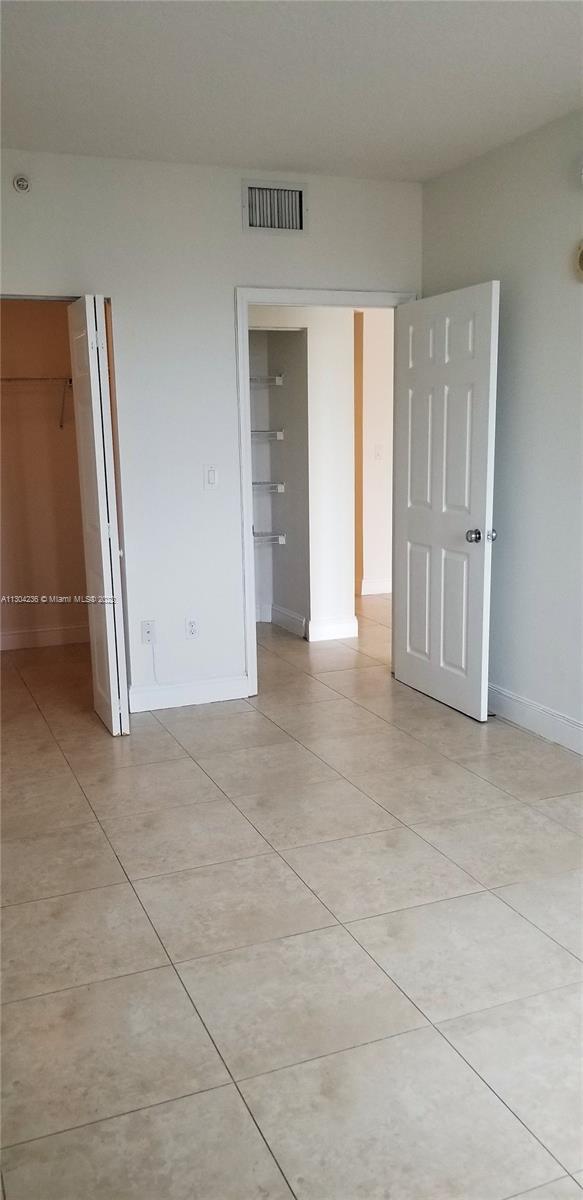 50 Menores Ave Unit: 717