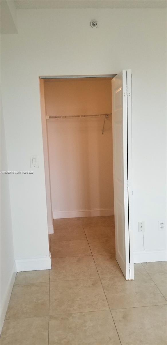 50 Menores Ave Unit: 717