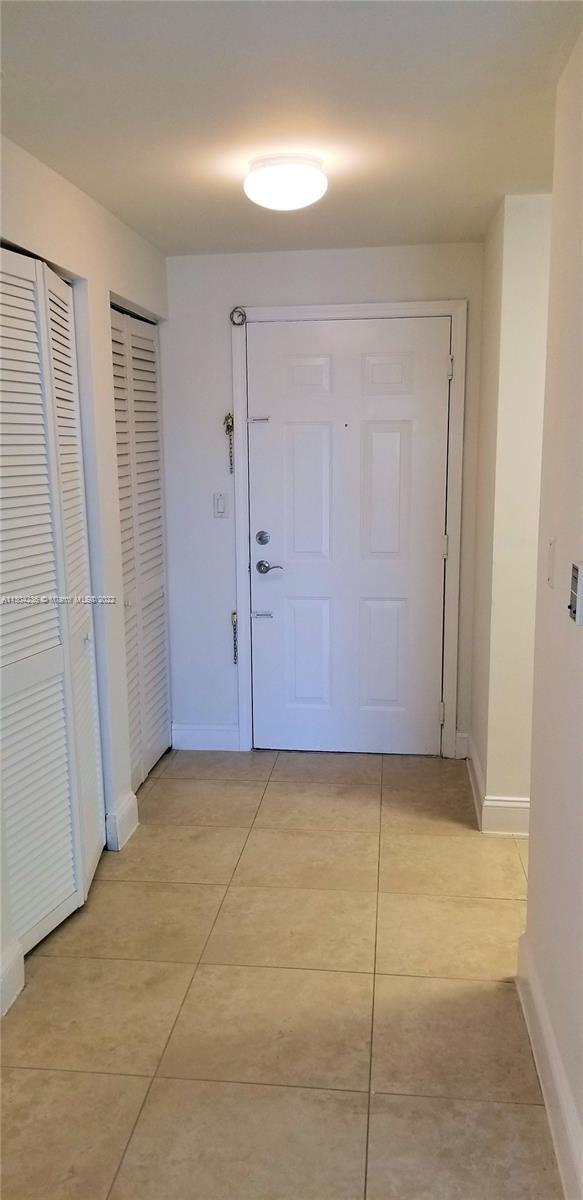 50 Menores Ave Unit: 717