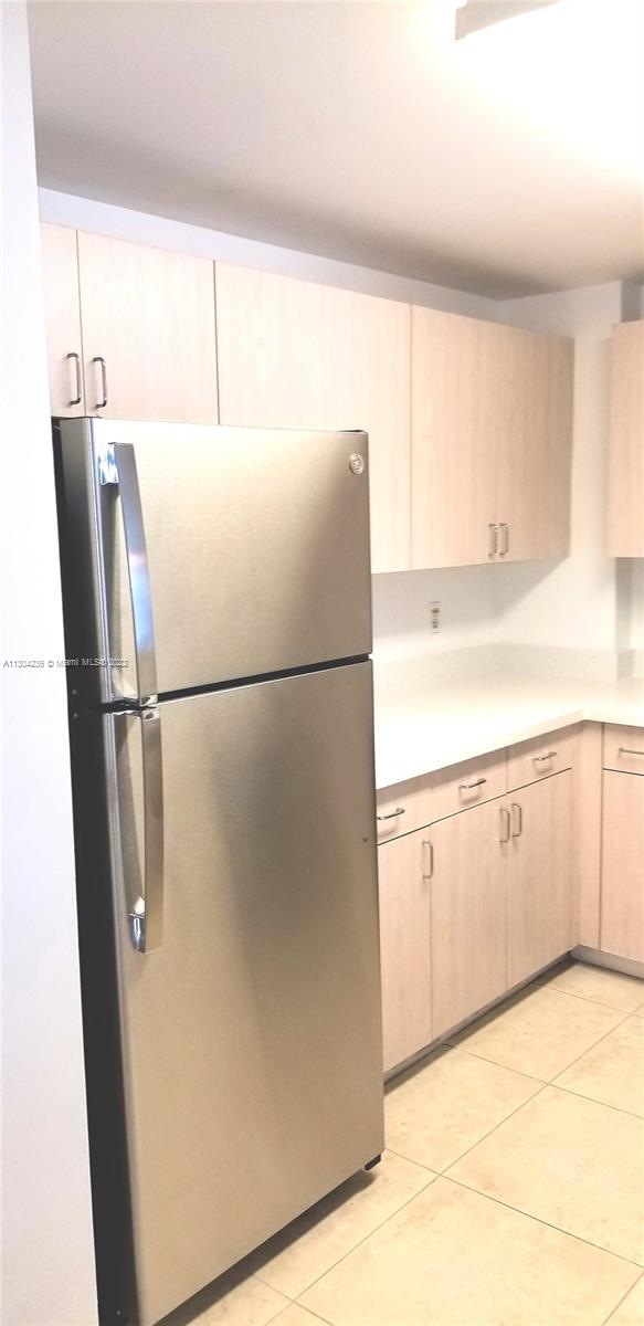 50 Menores Ave Unit: 717