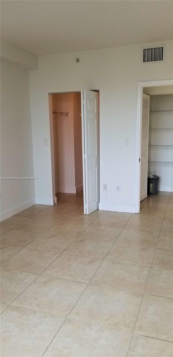 50 Menores Ave Unit: 717