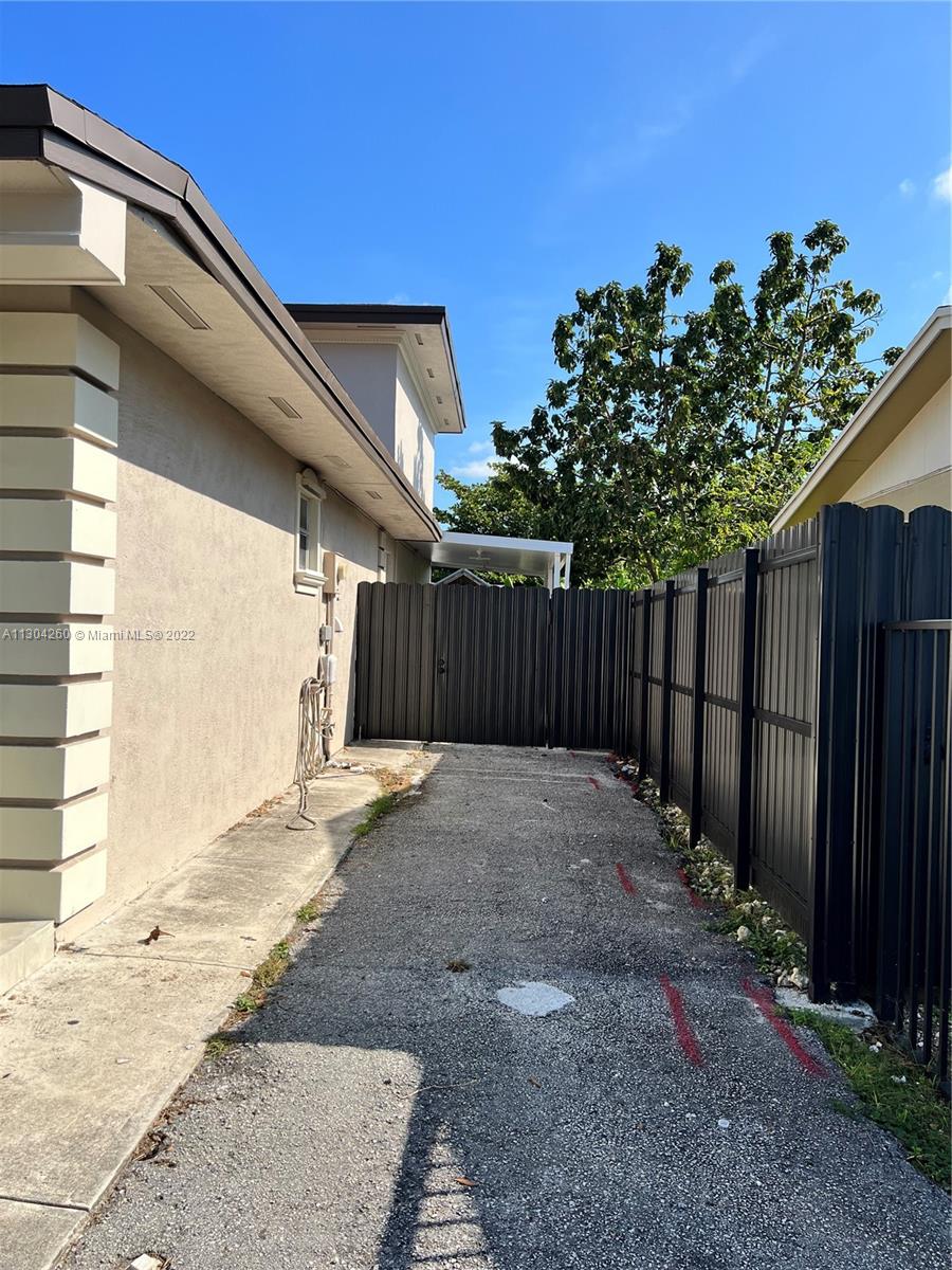 30701 SW 150th Ave Unit: B