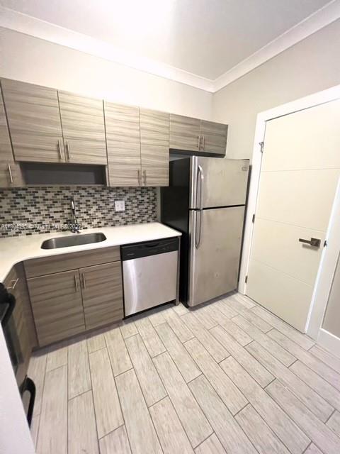 115 Menores Ave Unit: 11