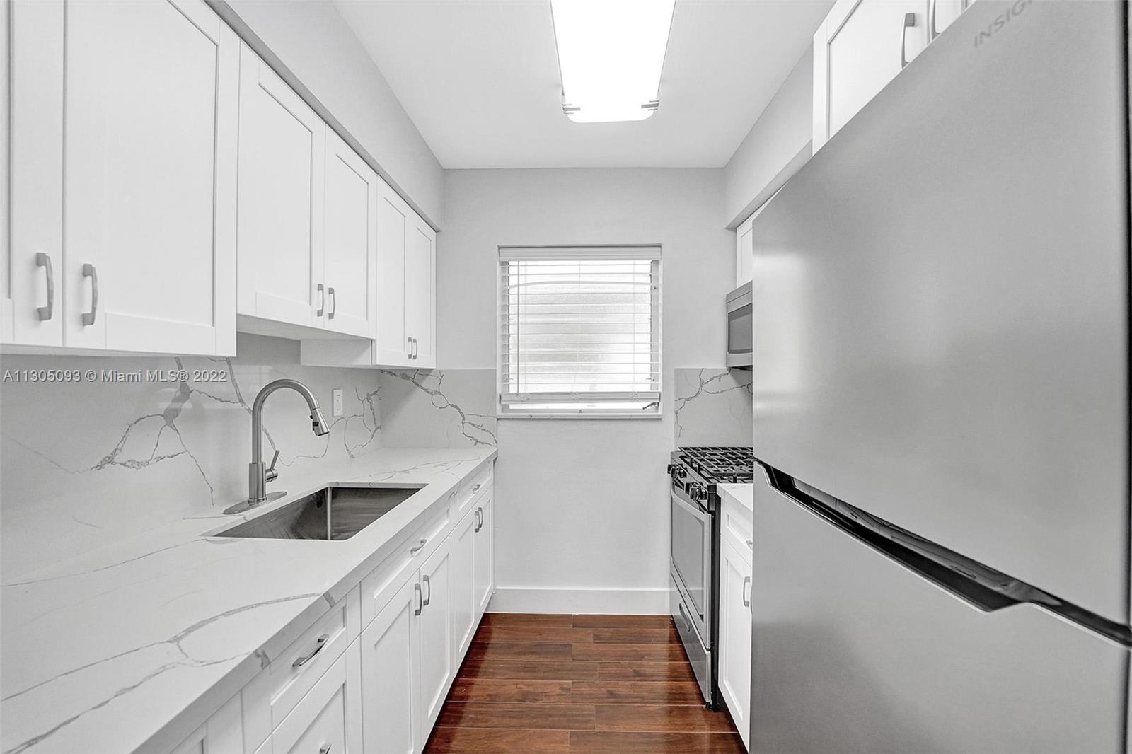 2250 Bay Dr Unit: 14