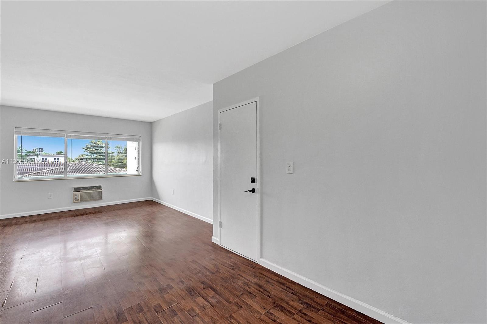 2250 Bay Dr Unit: 14