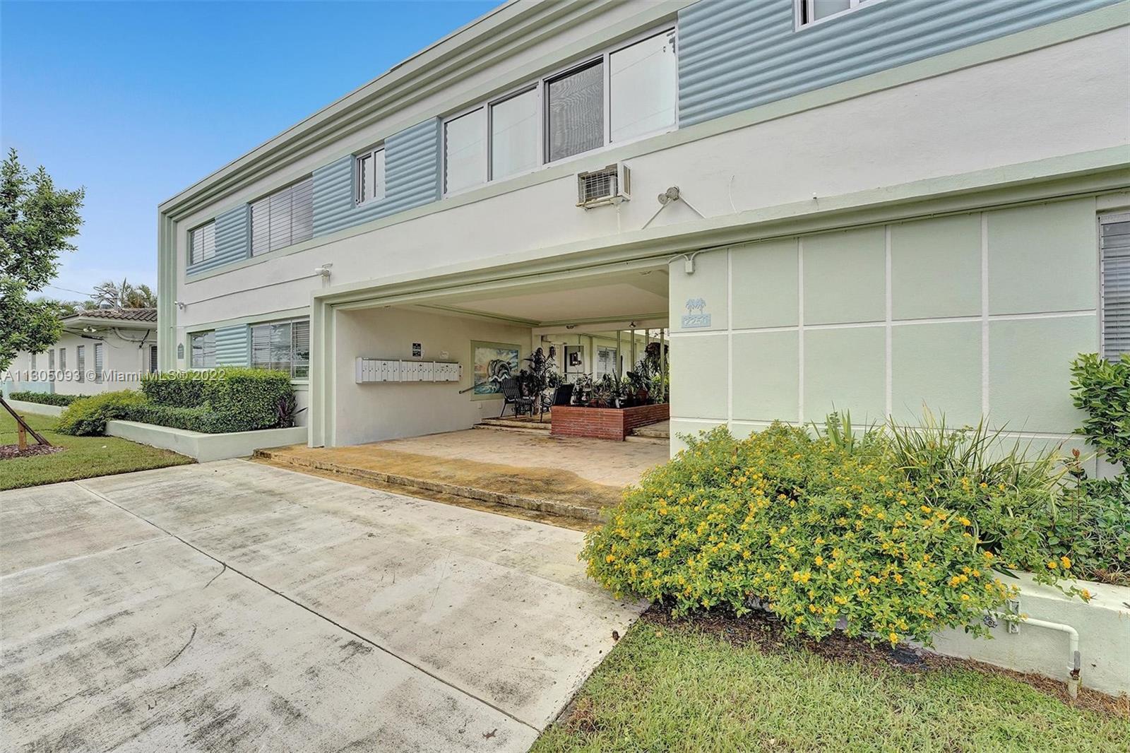 2250 Bay Dr Unit: 14