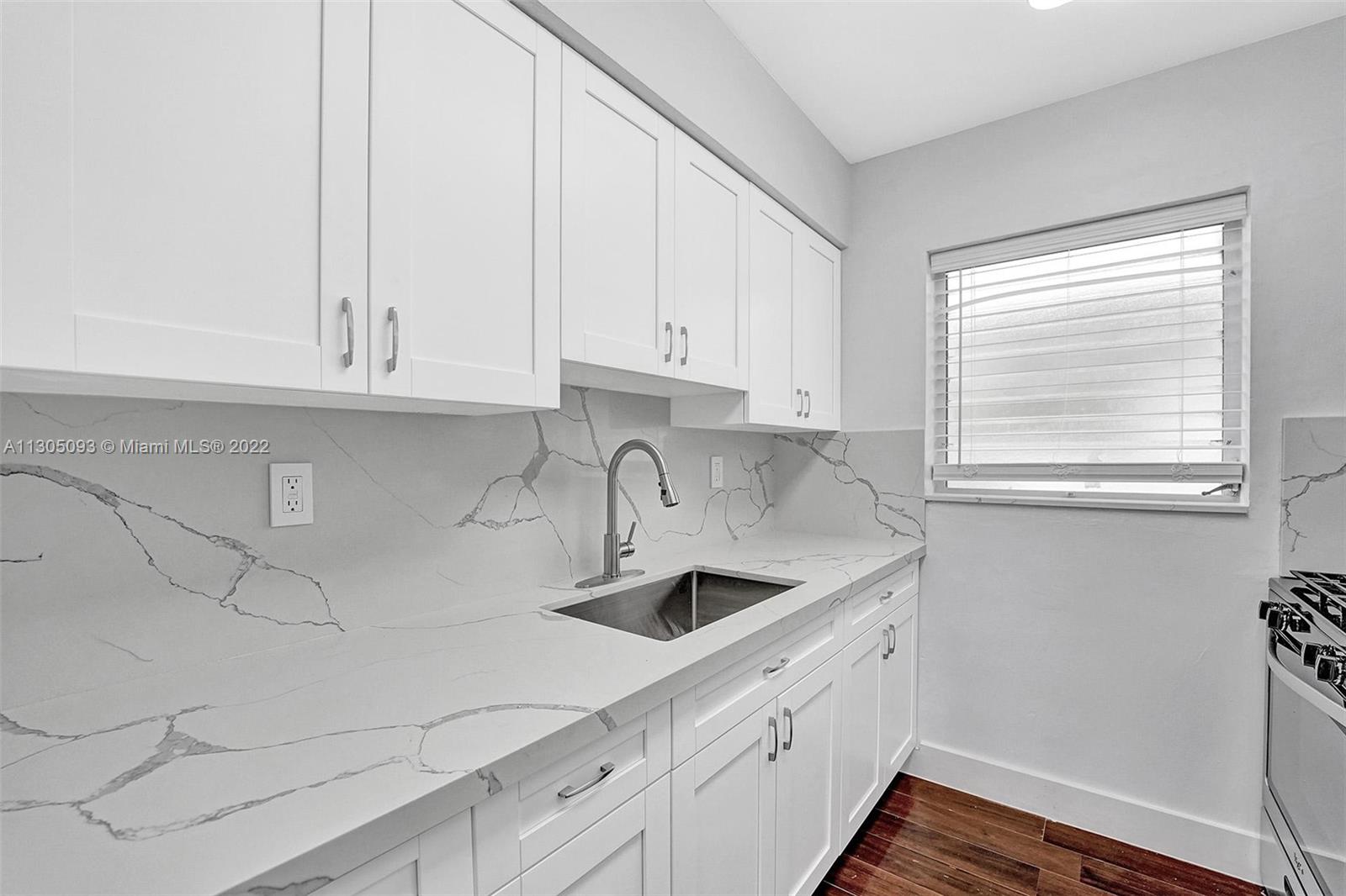 2250 Bay Dr Unit: 14