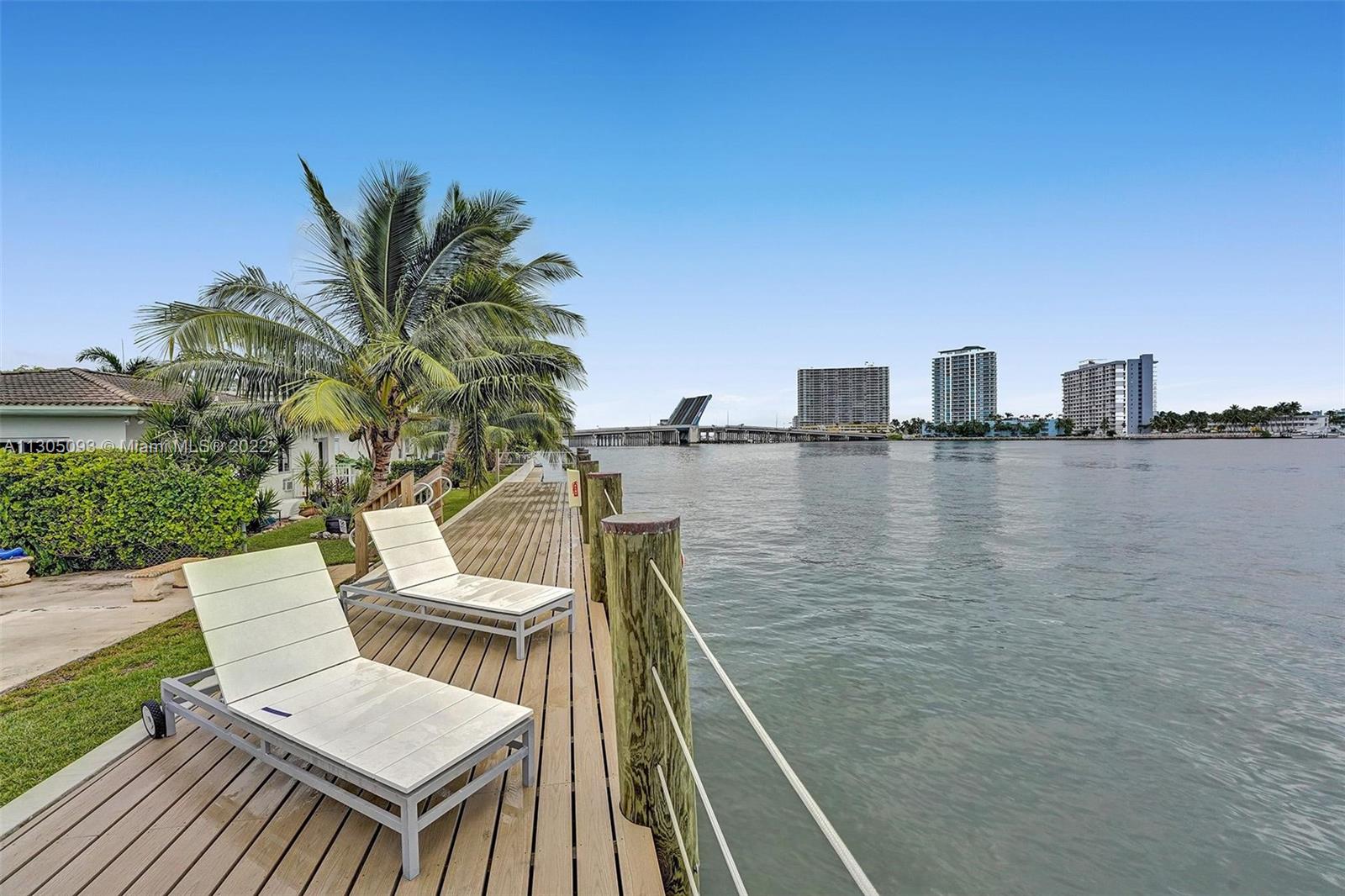 2250 Bay Dr Unit: 14