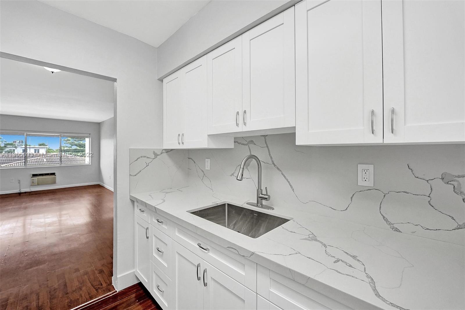 2250 Bay Dr Unit: 14
