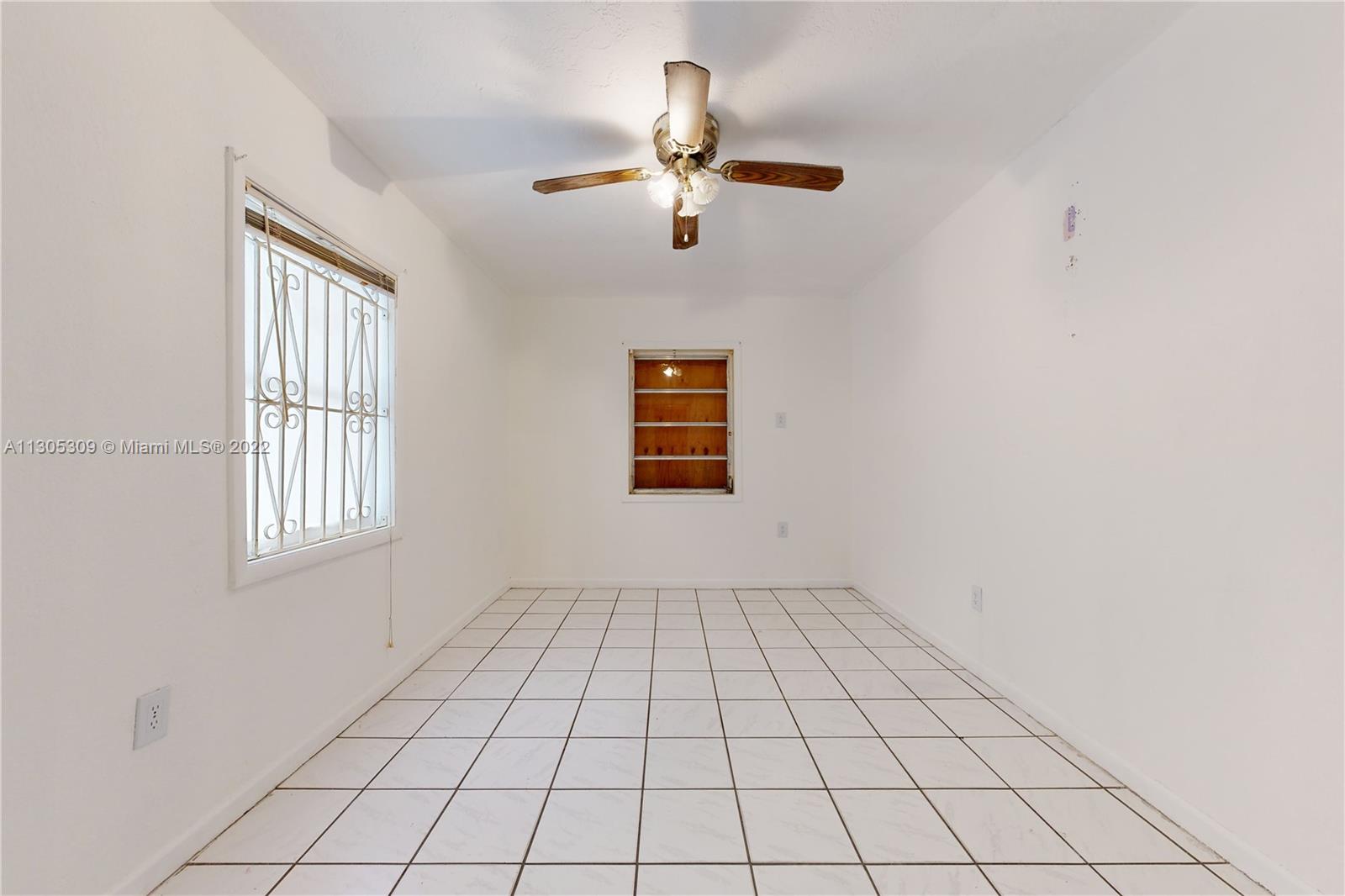 854 NW 30th Pl