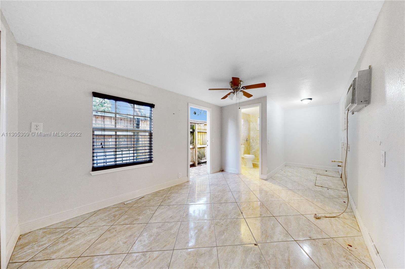 854 NW 30th Pl