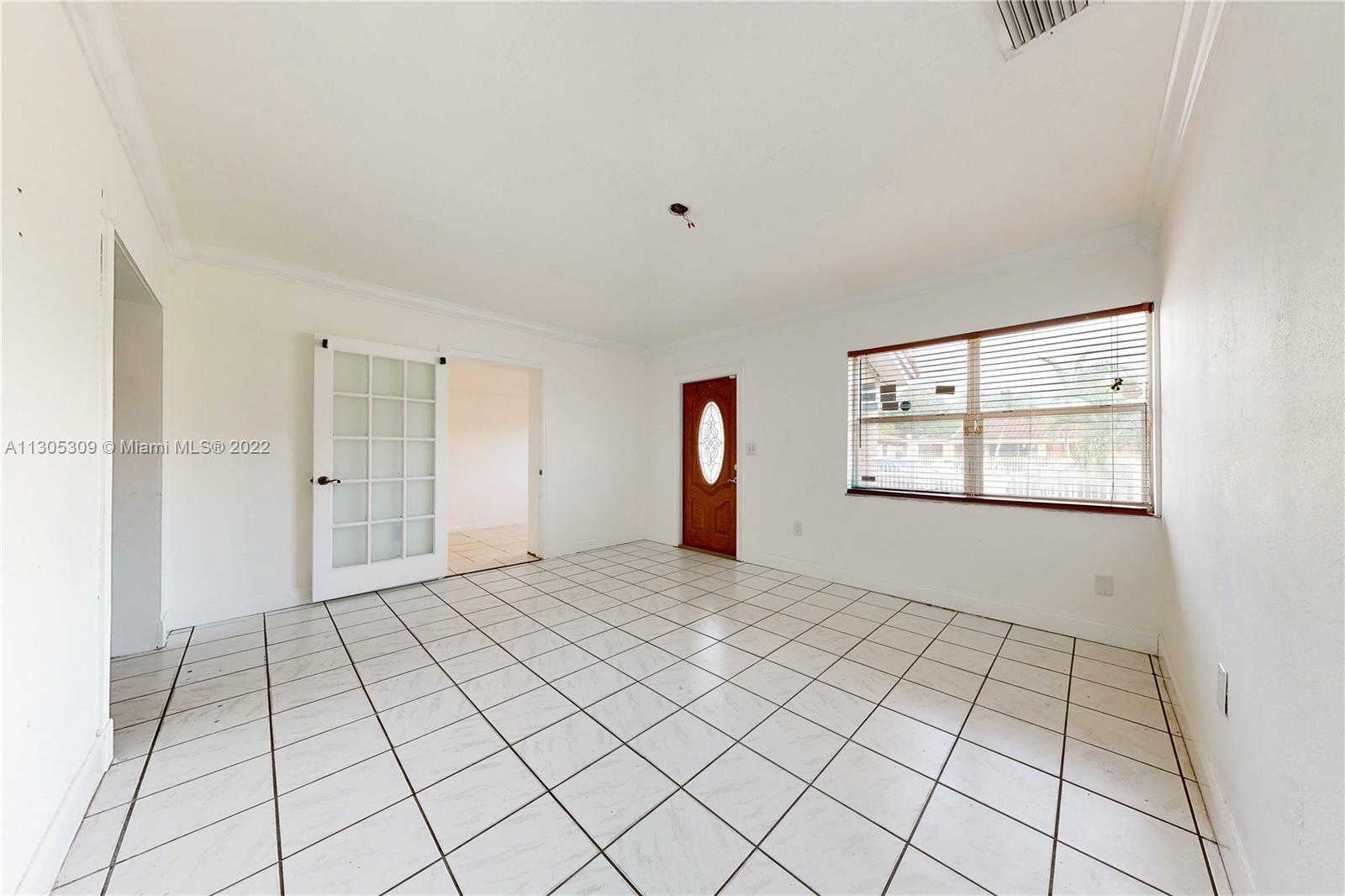 854 NW 30th Pl