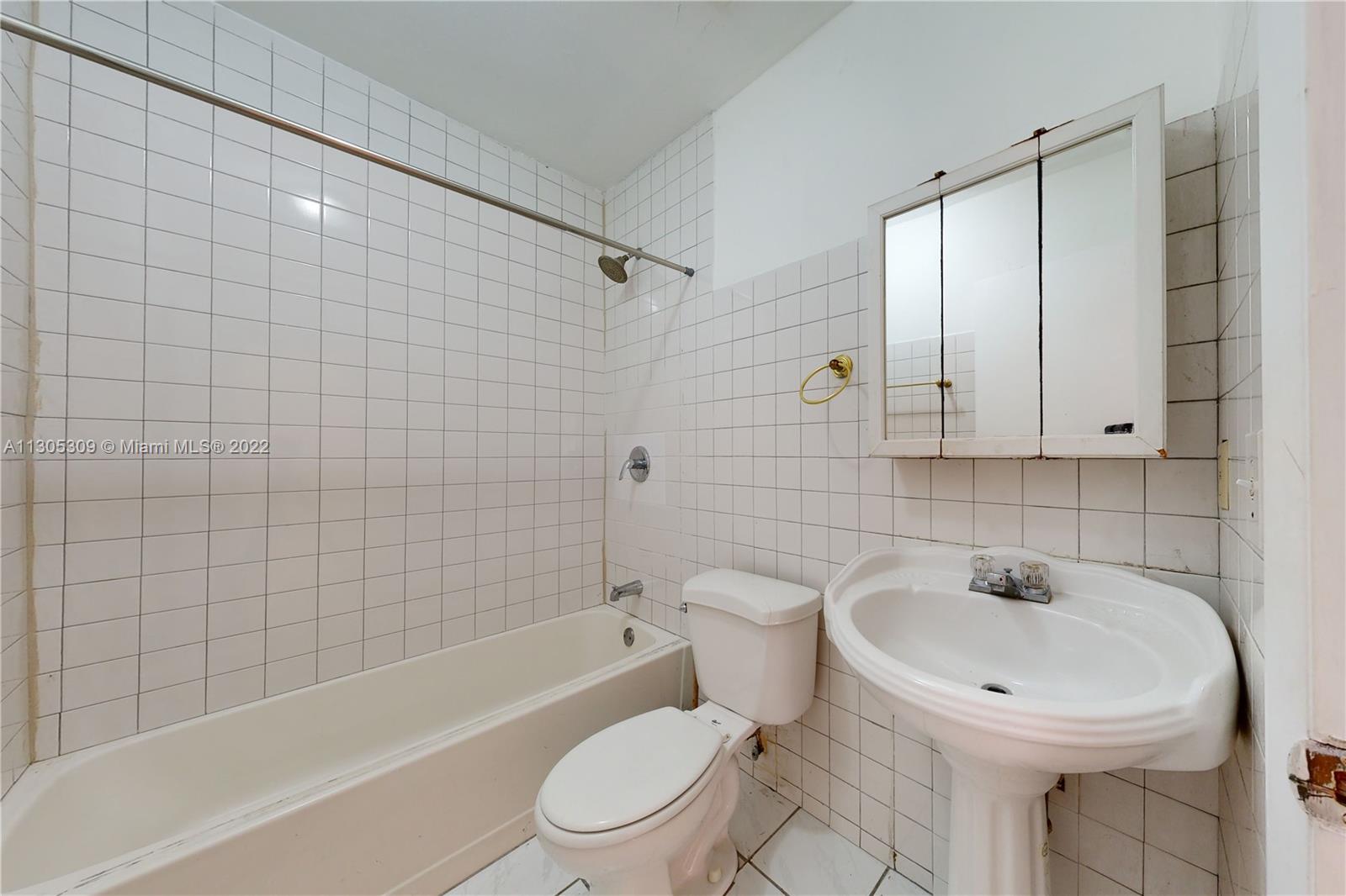854 NW 30th Pl