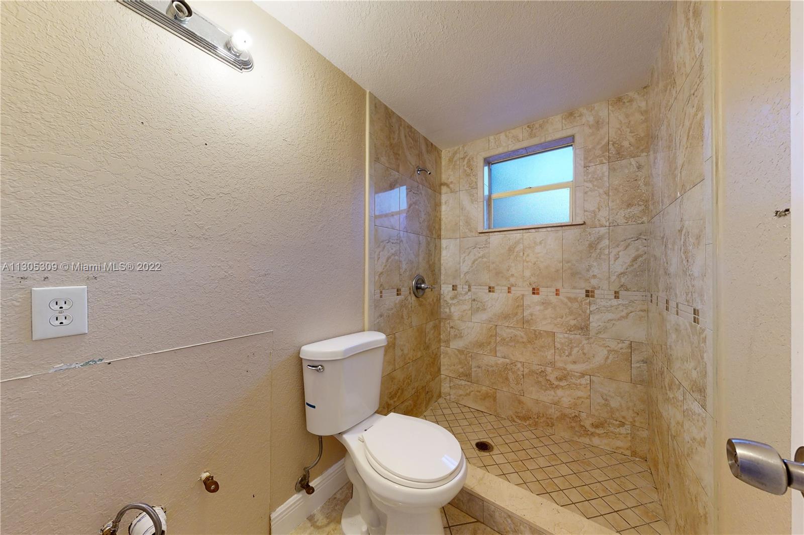 854 NW 30th Pl