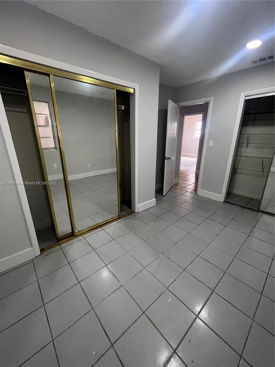 1354 SW 21st Ter Unit: REAR