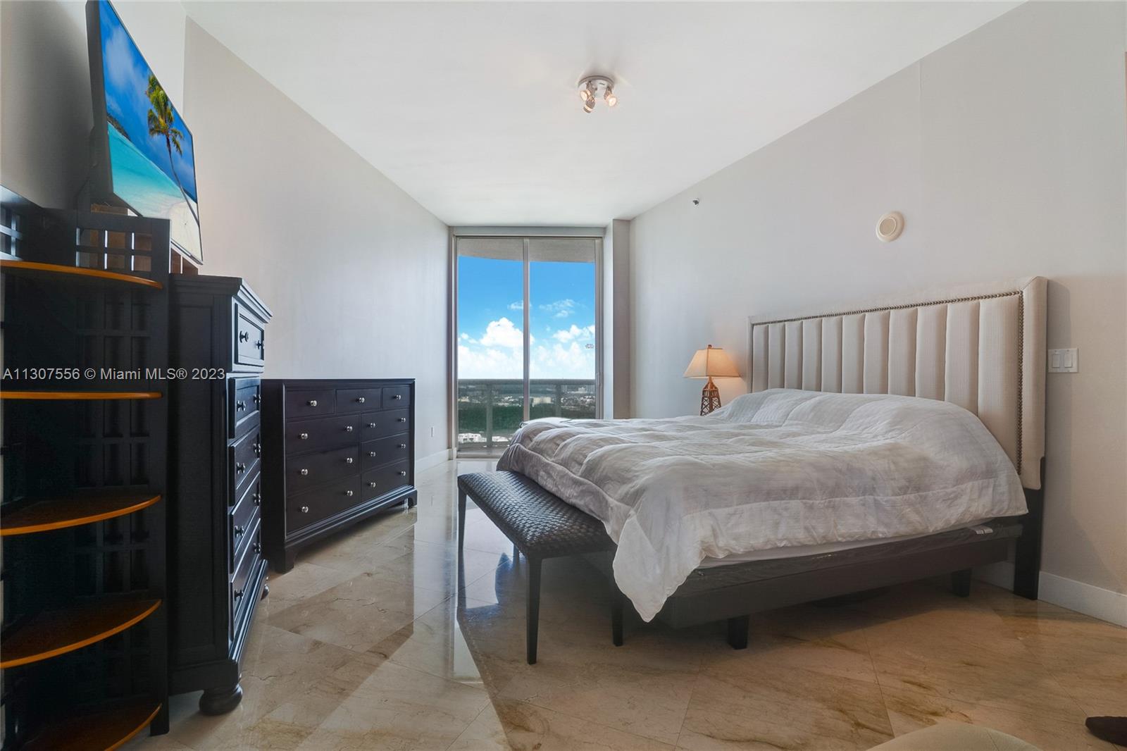 15901 Collins Ave Unit: 2805