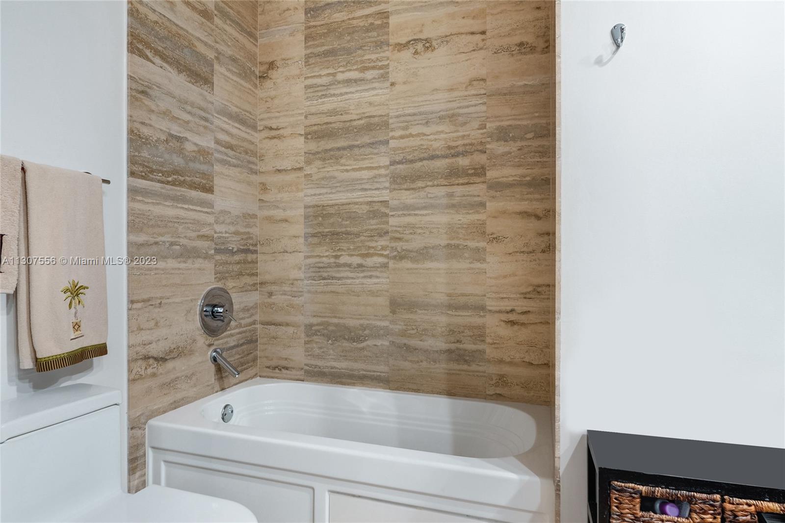 15901 Collins Ave Unit: 2805