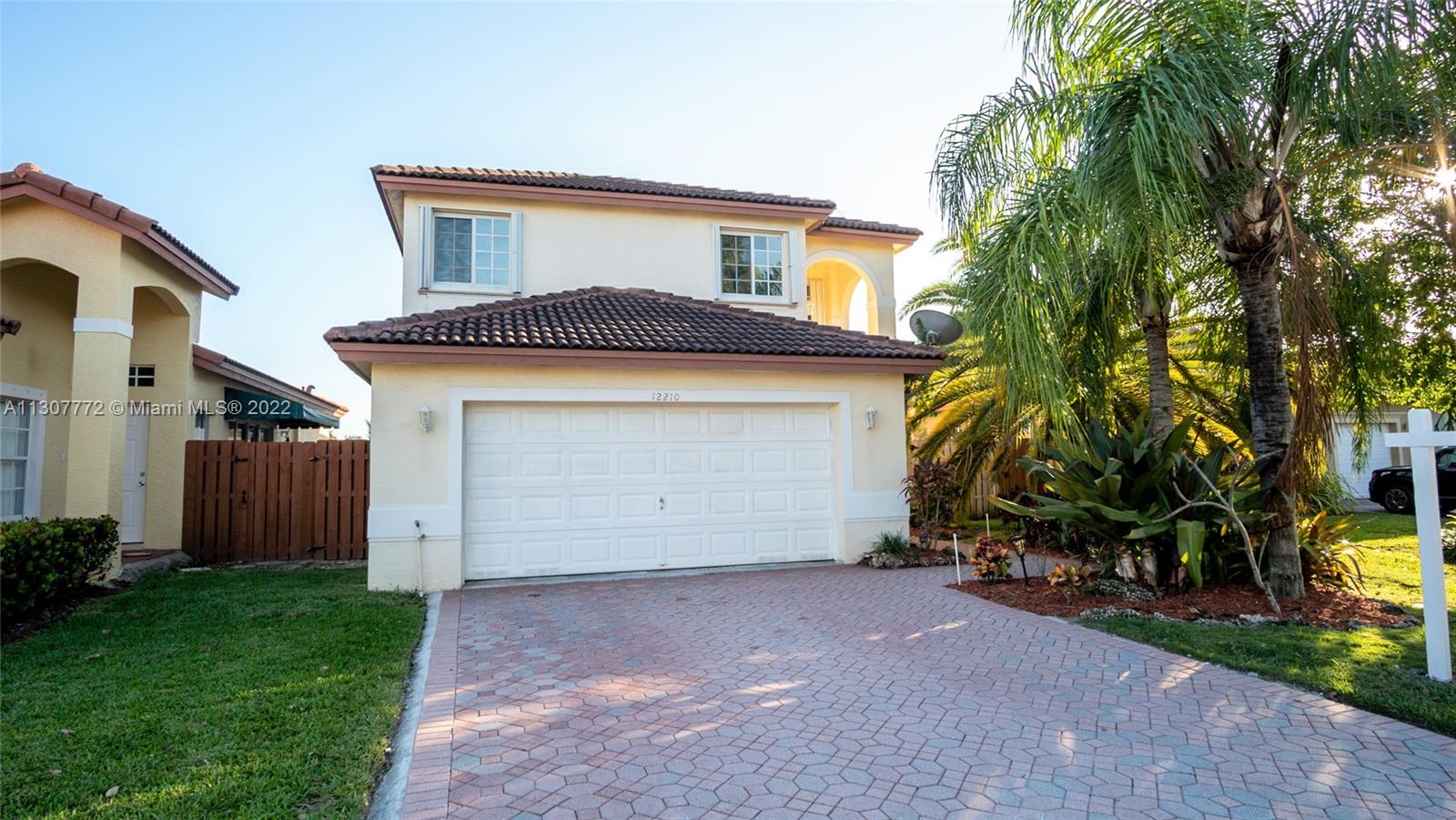 12210 SW 135th Ter