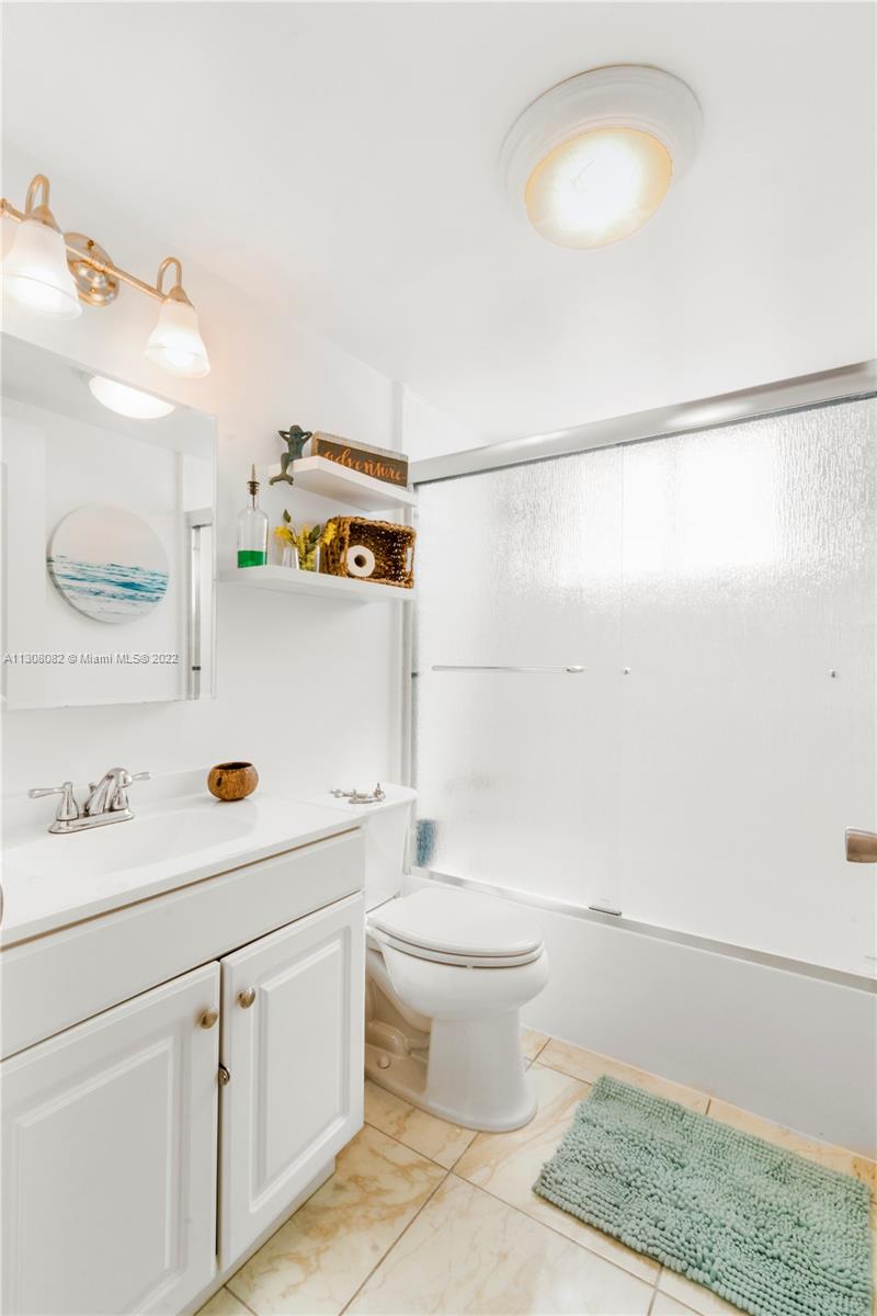 1700 NW N River Dr Unit: 409