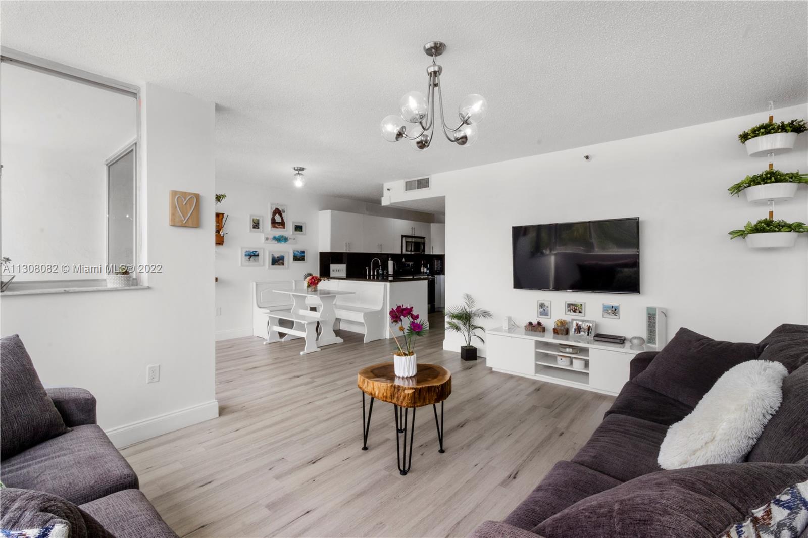 1700 NW N River Dr Unit: 409