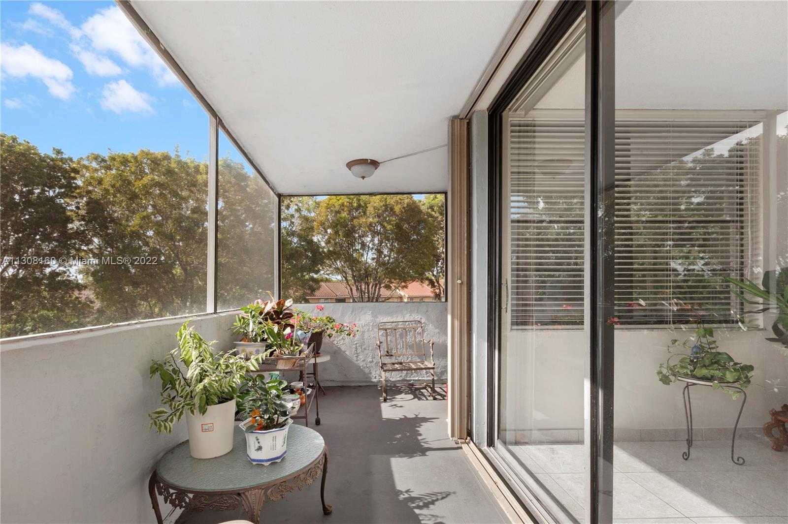 10850 N Kendall Dr Unit: 303
