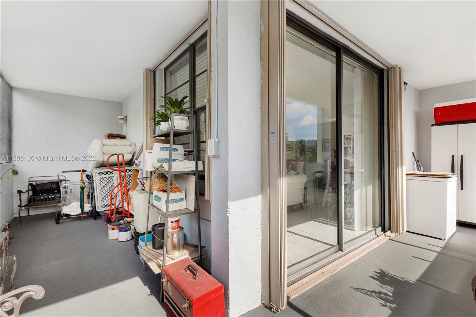 10850 N Kendall Dr Unit: 303