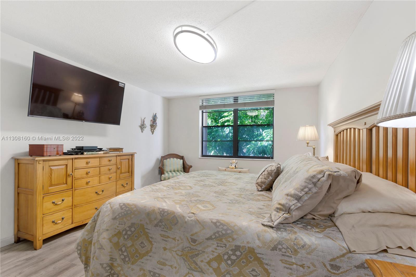 10850 N Kendall Dr Unit: 303