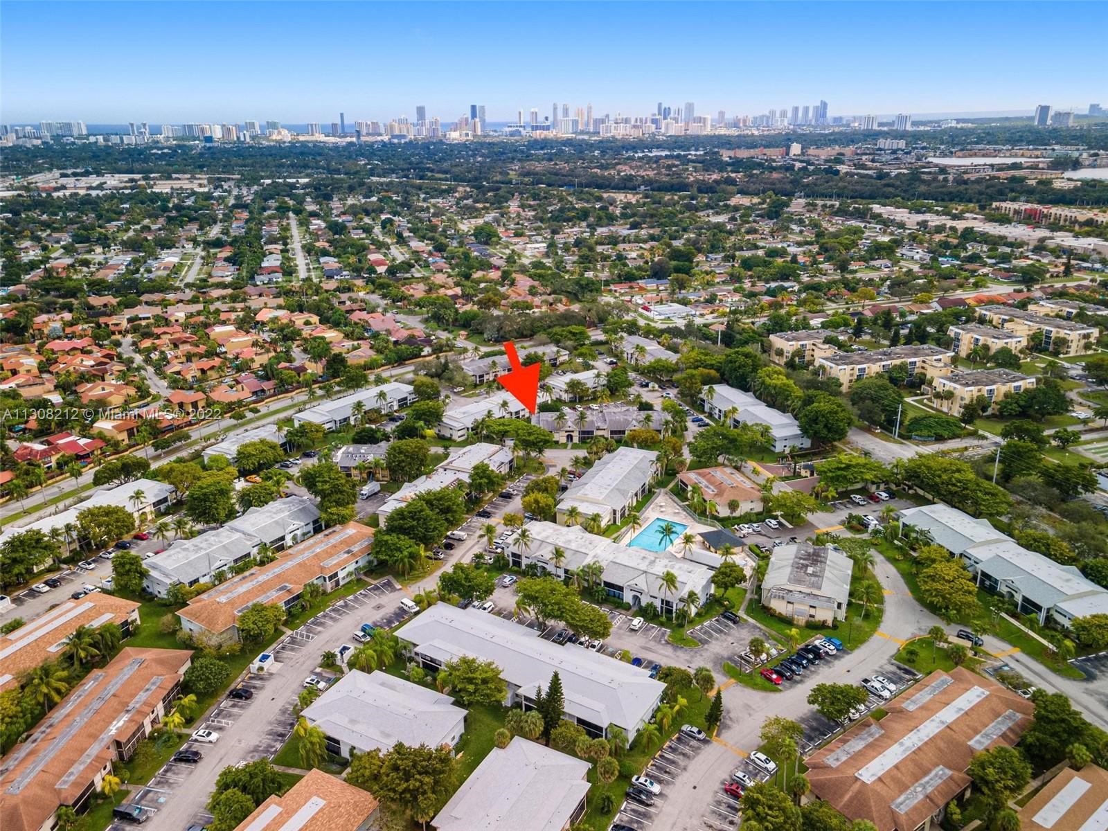 905 NE 199th St Unit: 108