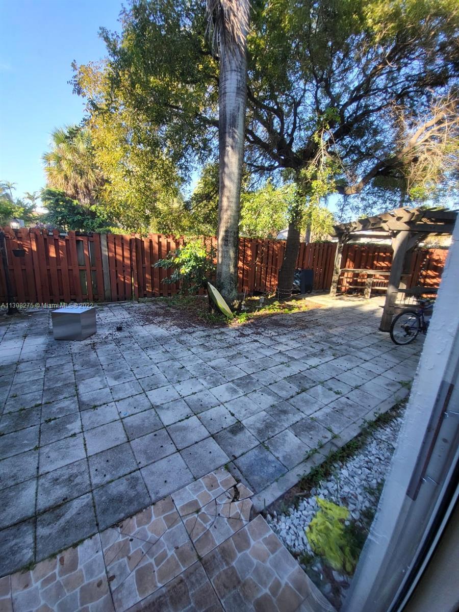 5470 NW 107th Ave Unit: 807