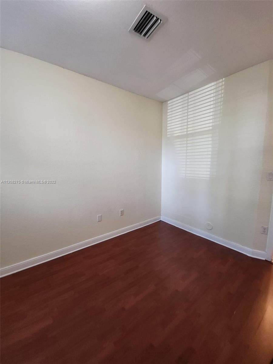 5470 NW 107th Ave Unit: 807